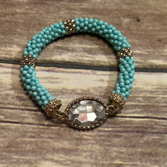 Clear Stone Beaded Elastic Bracelet - Picture 4 of 4